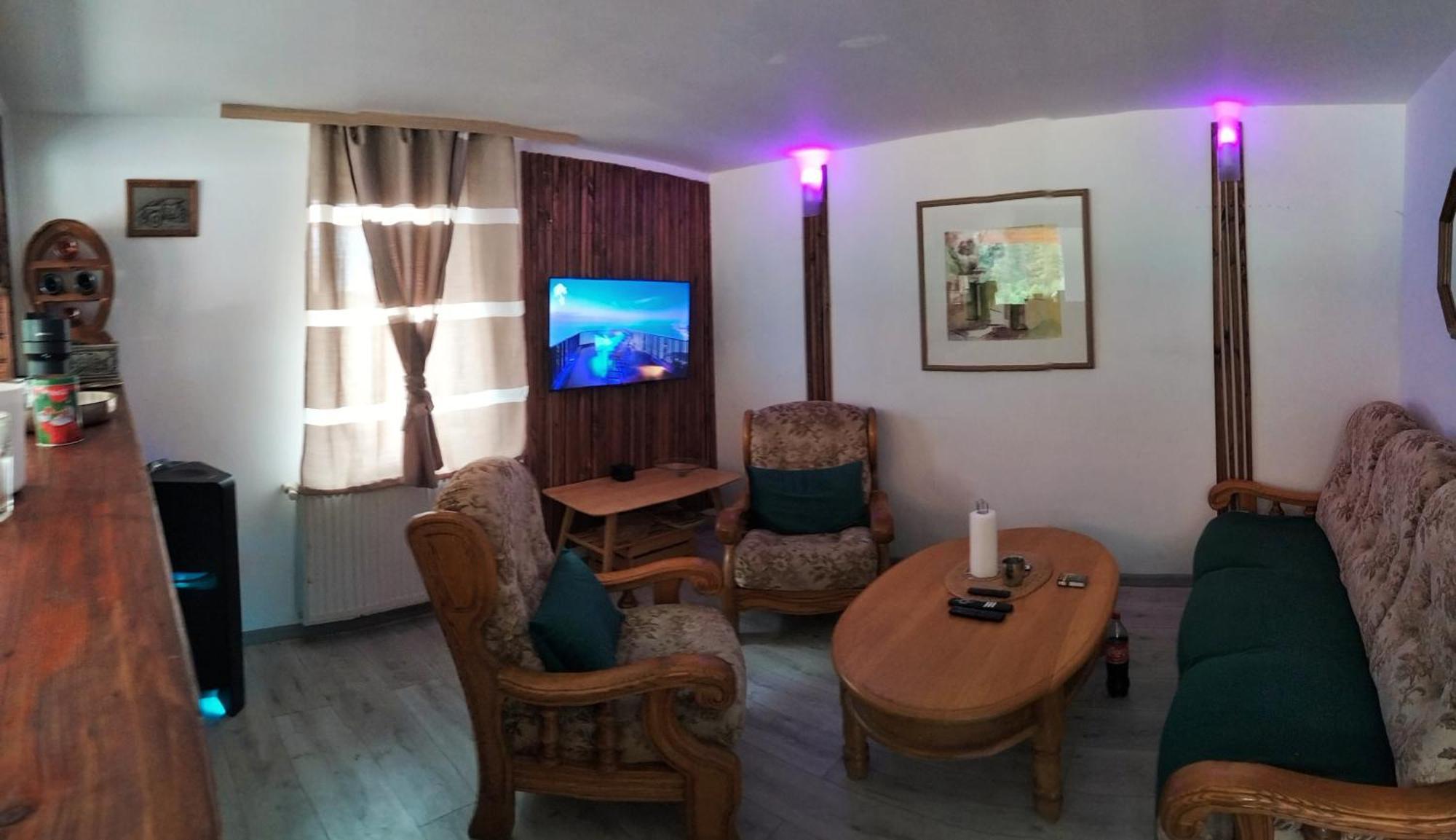 Homestay Doi Iepuri Azuga